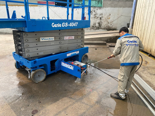 Chia sẻ kinh nghiệm sử dụng và vệ sinh pin năng lượng mặt trời